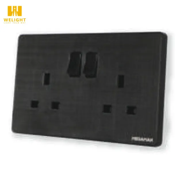 Megaman YTZ8-13A 250V 13A 2G Socket Black